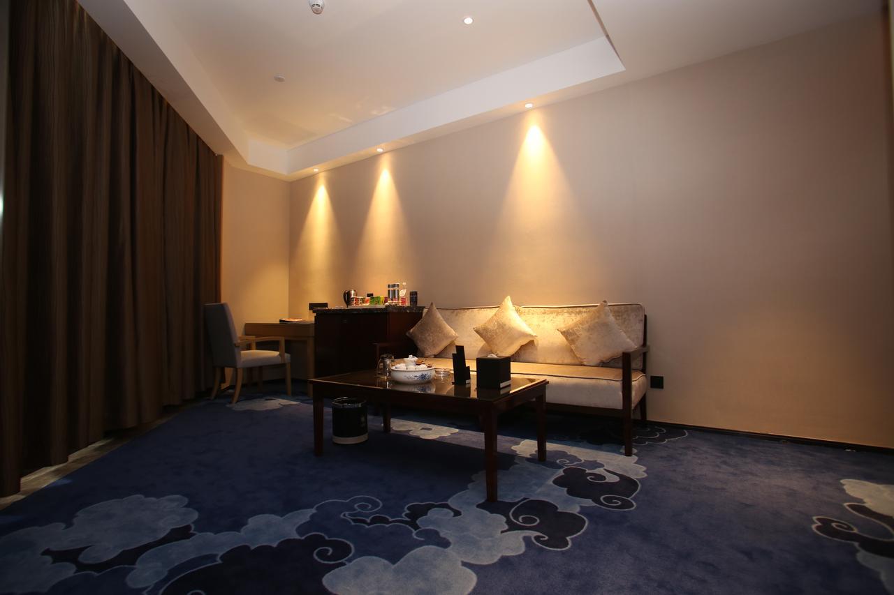Shenzhen Kaileiston Hotel Екстериор снимка